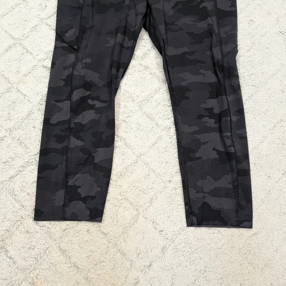 Lululemon Leggings Womens 12 Gray Incognito Camo Fast Free Hi Rise Crop 23” - Picture 3 of 12